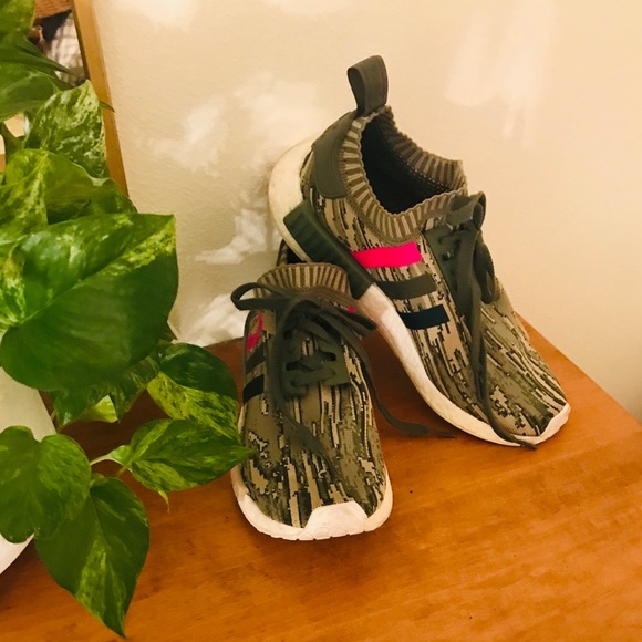 Adidas Sneakers - Picture 1 of 4
